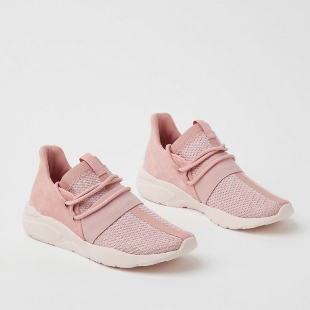 Almost new Fabletics athletic shoes